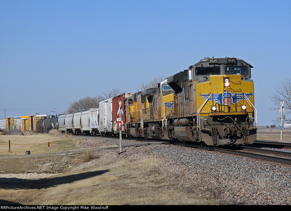 UP 9049